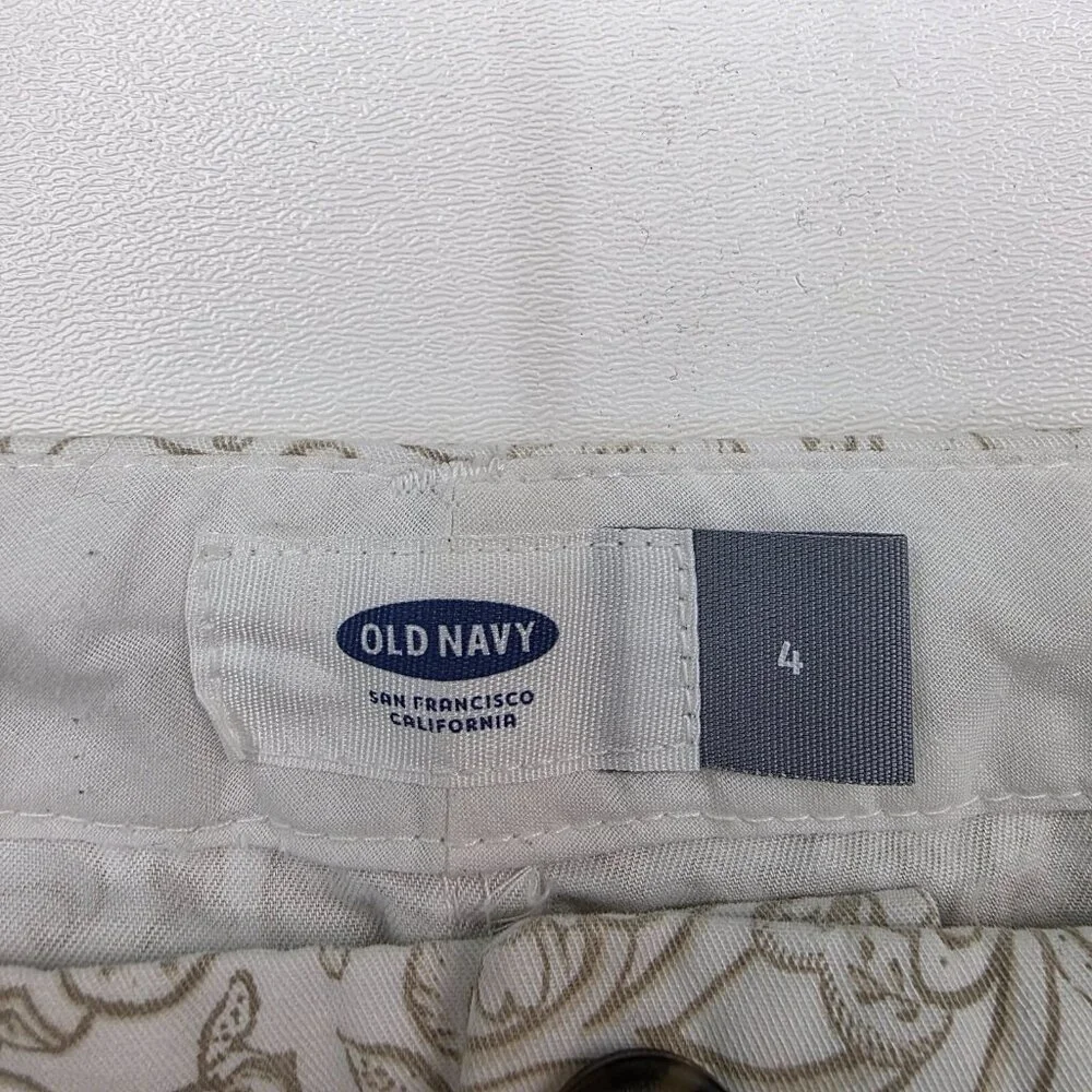 Old Navy Chino Floral Shorts 100% Cotton Womens Size 4 Beige‎ White Mid Rise